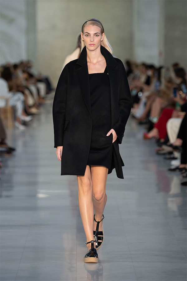 Ss22 001 Max Mara Ss22 001 Max Mara